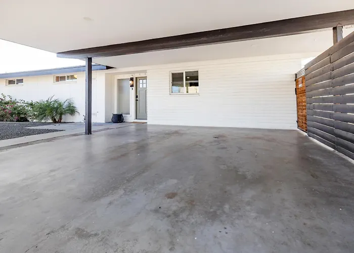 Lux Vibes In Oldtown @ Camelback Oasis Holiday home Scottsdale