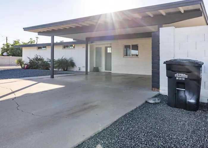 Lux Vibes In Oldtown @ Camelback Oasis Holiday home Scottsdale