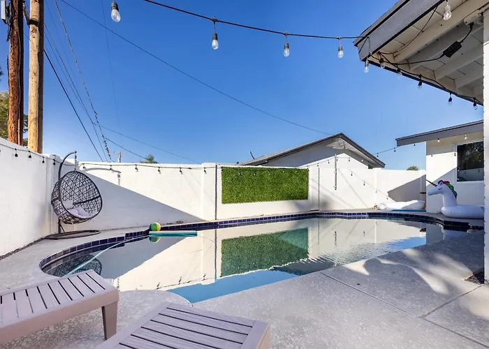 Lux Vibes In Oldtown @ Camelback Oasis Scottsdale